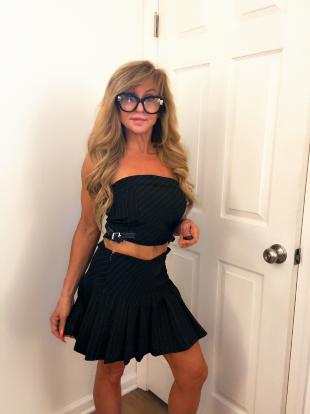 3 pieces Black Pinstripe Pleated Mini Skirt - Women's